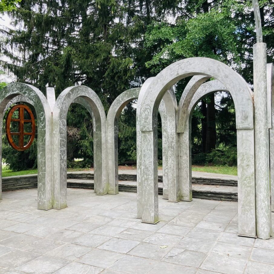 STUMBLED MAGICPORTAL_Main_square STUMBLED MAGICPORTAL_Main_square
